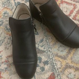 Bernie Mev ankle boots